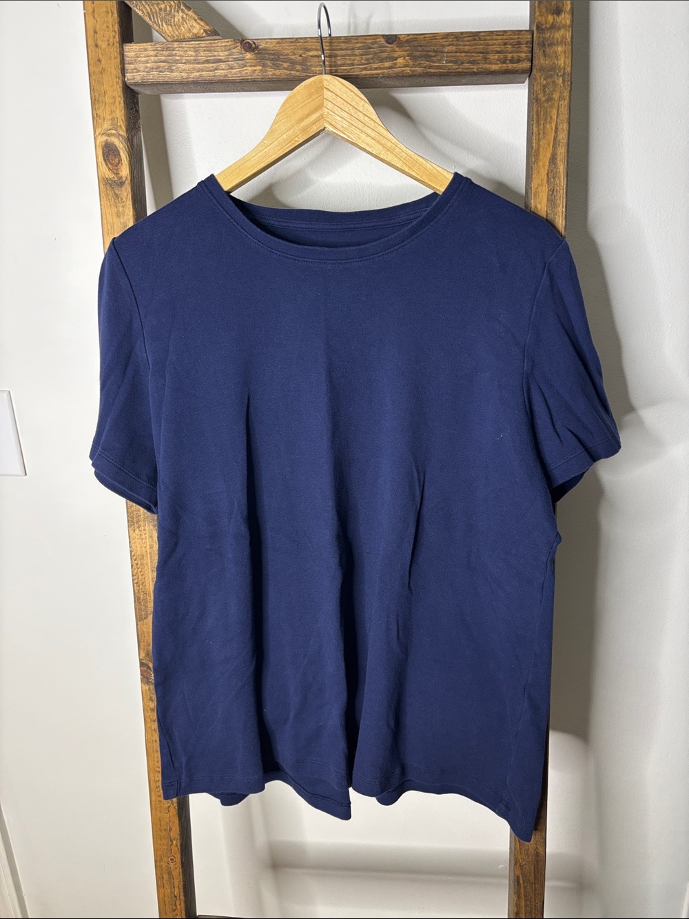 Kim Rogers Navy Short-Sleeve Crew Neck Tee Size XL